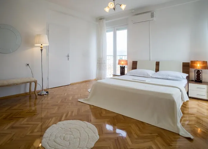 Lejlighed Jelena Apartment