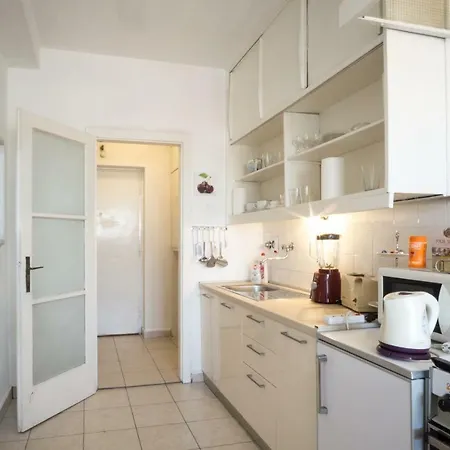Jelena Apartment *